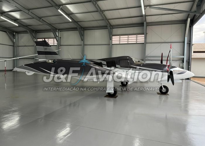 ba8b560b-6d6e-4cd9-825a-cd80a316272d